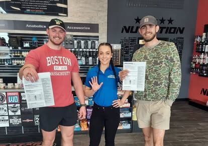 5 Star employee with customers